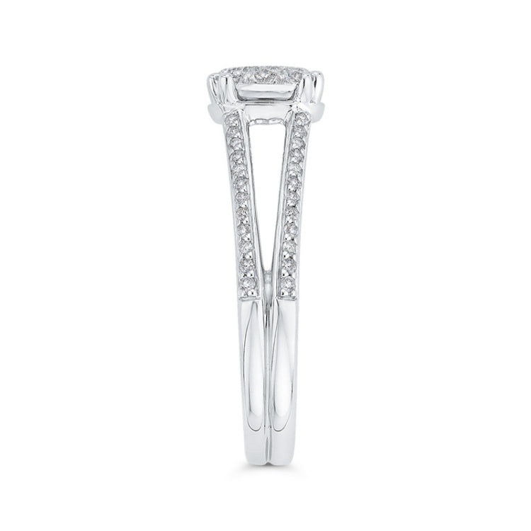 Round Diamond Engagement Ring in 14K White Gold