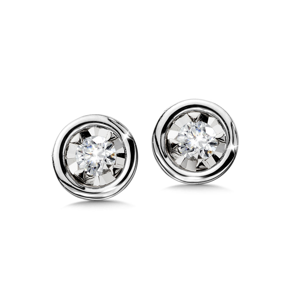 14K White Gold Diamond Star Diamond Solitaires