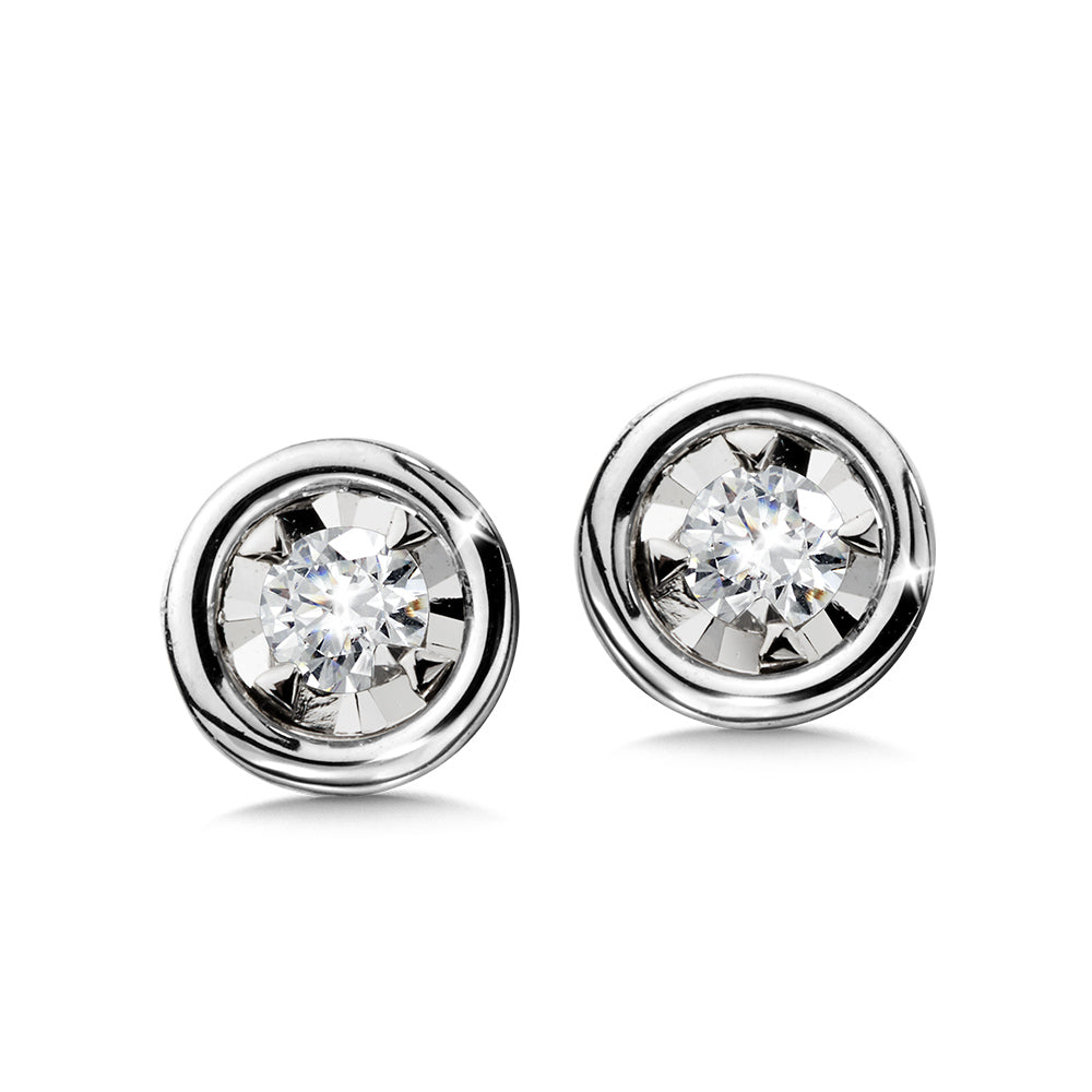 14K White Gold Diamond Star Diamond Solitaires