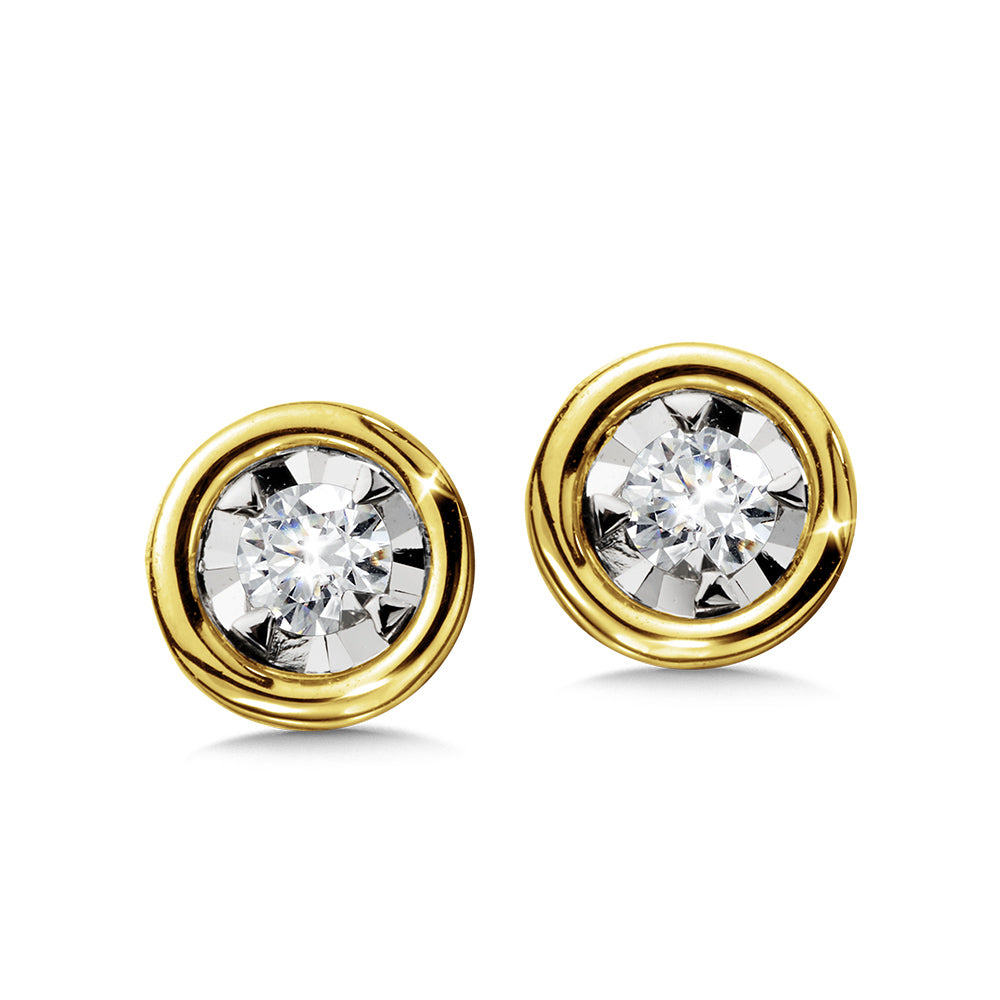 14K Yellow Gold Diamond Star Diamond Solitaires