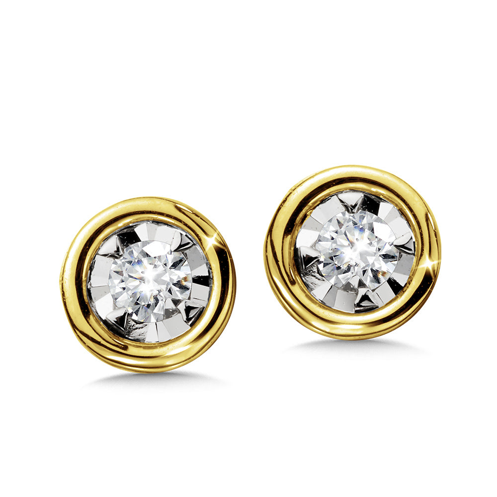 14K Yellow Gold Diamond Star Diamond Solitaires