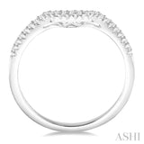 1/6 Ctw Round Diamond Curved Wedding Band in 14K White Gold