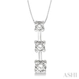 1/2 Ctw Three Stone Round Cut Diamond Pendant in 14K White Gold with Chain