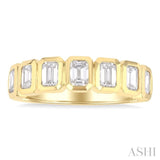 2 Ctw 7-Stone Bezel Set Emerald Cut Diamond Fashion Band in 14K Yellow Gold