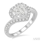 5/8 Ctw Round Cut Diamond Heart Shaped Lovebright Ring in 14K White Gold