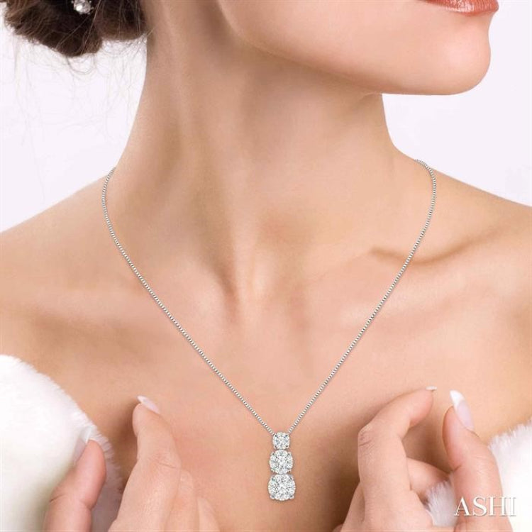 3 Stone Lovebright Essential Diamond Pendant