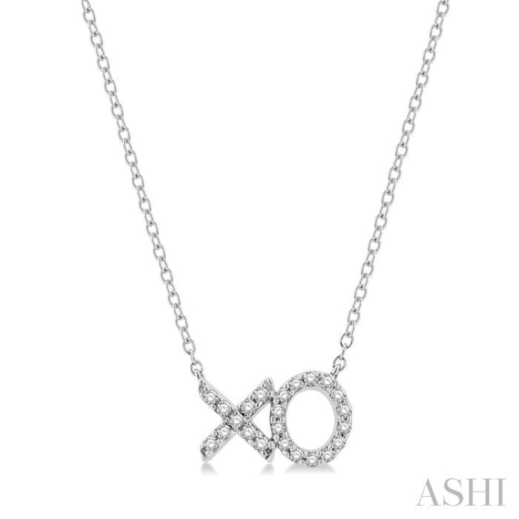 'X' & 'O' Shape Petite Diamond Fashion Pendant